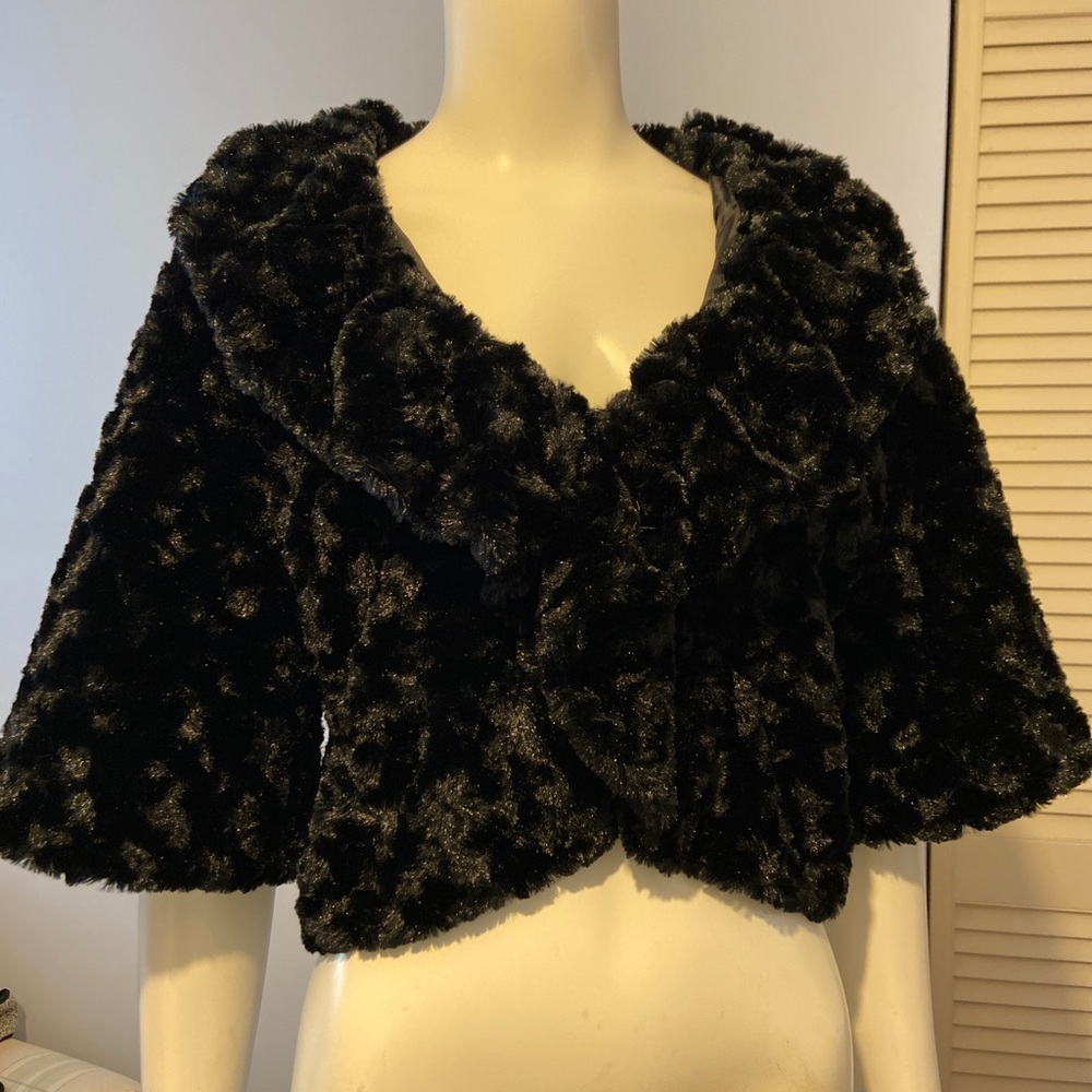 Sequin Hearts Black Shrug/Jacket Sz S/M